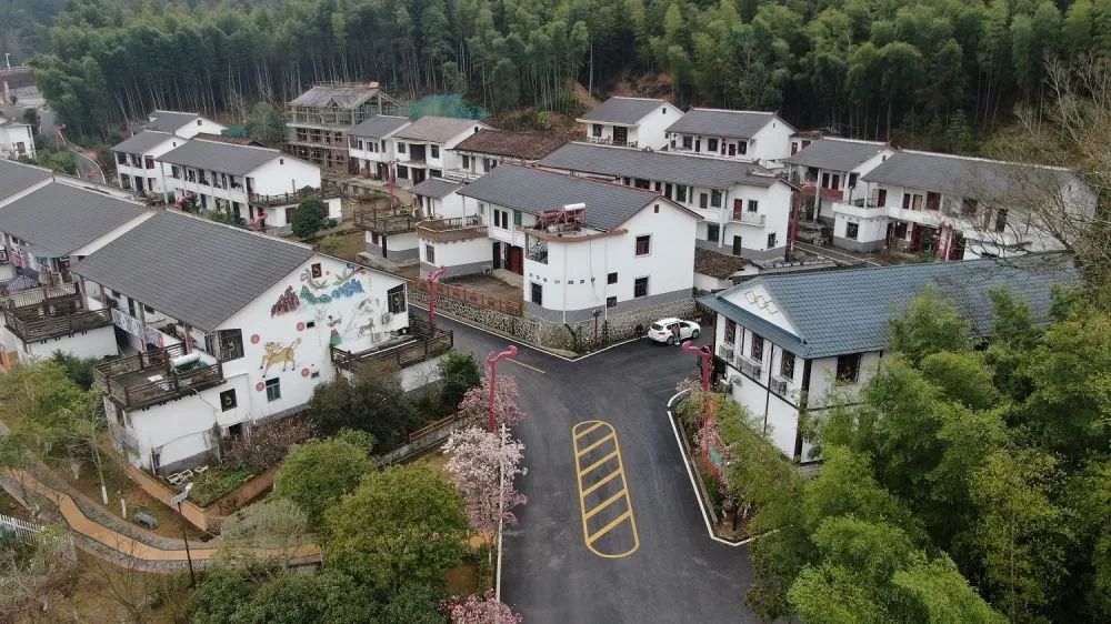 江西資溪縣烏石鎮(zhèn)新月畬族村景象。新華社記者 彭昭之 攝