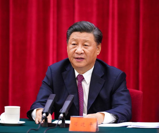 2020年9月3日下午，中共中央、國務(wù)院、中央軍委在北京人民大會堂舉行座談會，紀(jì)念中國人民抗日戰(zhàn)爭暨世界反法西斯戰(zhàn)爭勝利75周年。中共中央總書記、國家主席、中央軍委主席習(xí)近平出席座談會并發(fā)表重要講話。新華社記者 謝環(huán)馳 攝